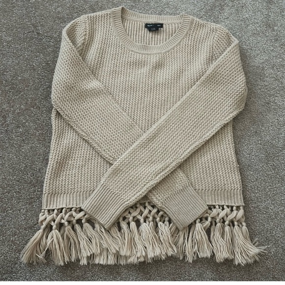 Club Monaco Tan Sweater with Fringe Hem - Picture 2 of 3